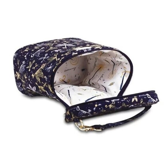 Harry Potter Flying Keys Fuel Cell Lunch Bag HP FK Wands Spells JuJuBe JJB NEW - Picture 2 of 9